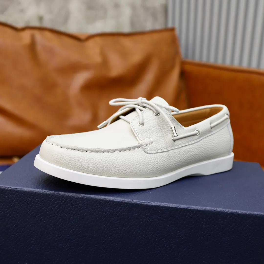 Ex-factory price: 540🙅‍♂️🙅‍♂️🙅‍♂️ Brand: Dior DIOR Standard code: Men's code 38/44 (45 can be customized) Grade: Same as the official website Material: Original cowhide stitching, cowhide lining, original TPU wear-resistant soft outsole Style categories: Leisure and sports version, footwear for driving, young fashion, European and American trends, British style Color: actual picture color